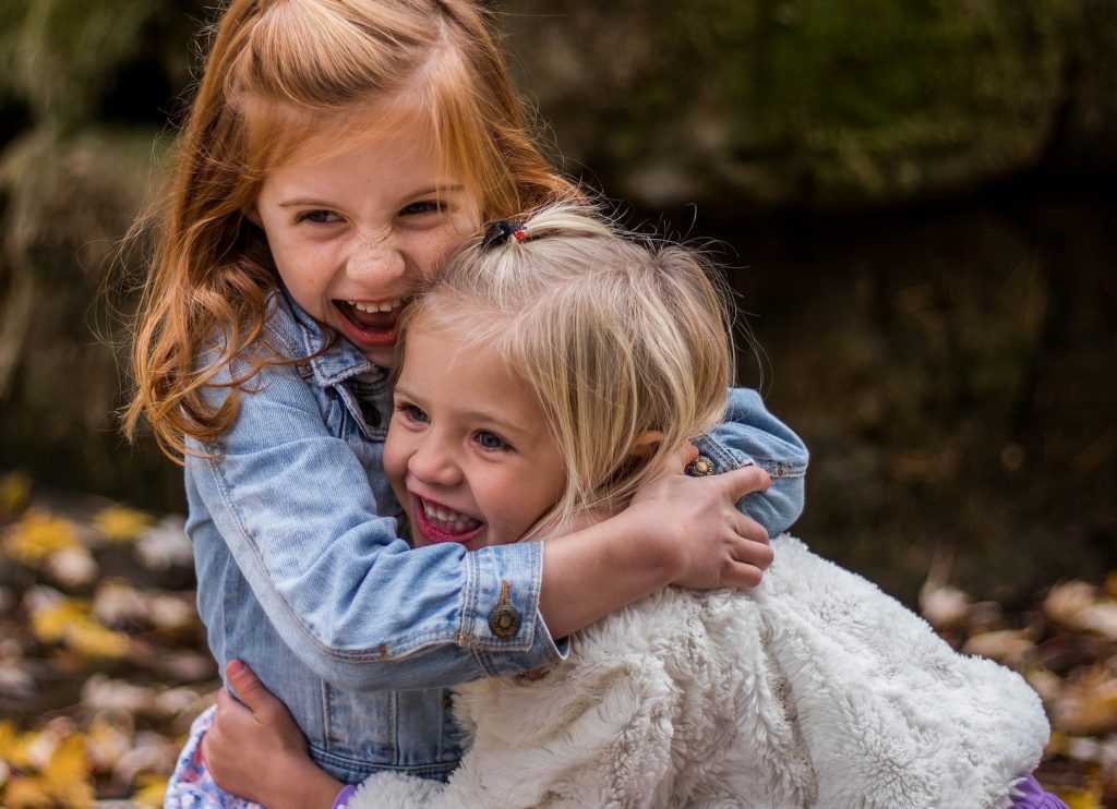 La ciencia de los abrazos: por qué debemos abrazar a los niños – Elesapiens&#39; Blog